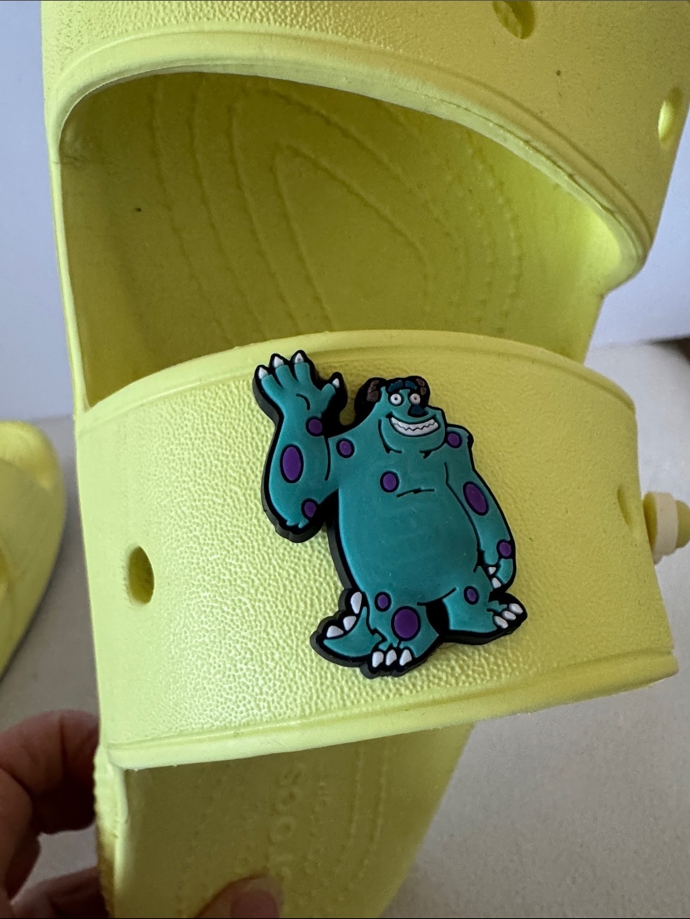 CROCS slides - Picture 9 of 10